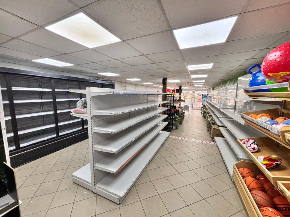 OPORTUNITATE! Spațiu comercial de vânzare, ULTRACENTRAL, 1.200mp UTILI!