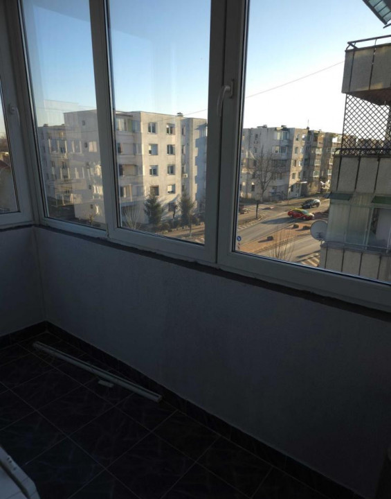 Apartament, Recent Renovat, cu 2 camere de Vânzare în zona Unirii!